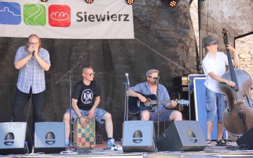 Blues na Siewierskim Zamku 2016 (6).JPG